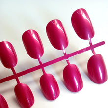 Load image into Gallery viewer, Artificial Oval Fake Nails Clear Plastic Soft Pink False Nails Candy Short Nail Tips 24Pcs/ set P01Q