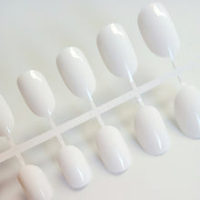 Load image into Gallery viewer, Artificial Oval Fake Nails Clear Plastic Soft Pink False Nails Candy Short Nail Tips 24Pcs/ set P01Q