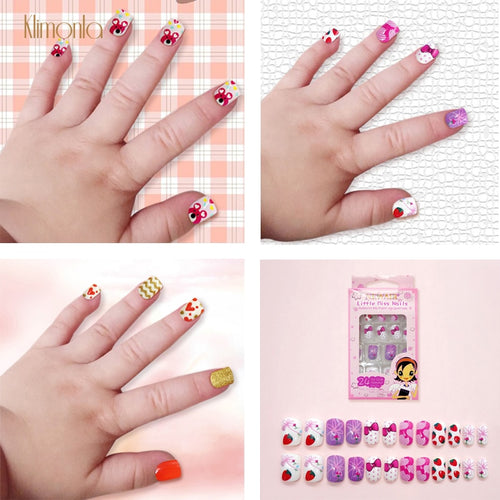 24pcs 15 Designs Short Head Cute Bear Strawberry Heart Fake Nails Press on Children Candy False Nail Tips Manicure Beauty Tools