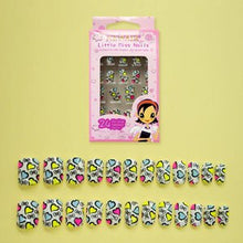 Load image into Gallery viewer, 24pcs 15 Designs Short Head Cute Bear Strawberry Heart Fake Nails Press on Children Candy False Nail Tips Manicure Beauty Tools