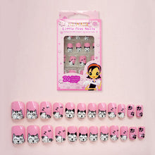 Load image into Gallery viewer, 24pcs 15 Designs Short Head Cute Bear Strawberry Heart Fake Nails Press on Children Candy False Nail Tips Manicure Beauty Tools