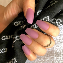 Load image into Gallery viewer, Wholesale Coffin Fake Nails Matte Wine Red Frosted Press On Nails Coloured White Black Peacock blue False Nails 27 Colors